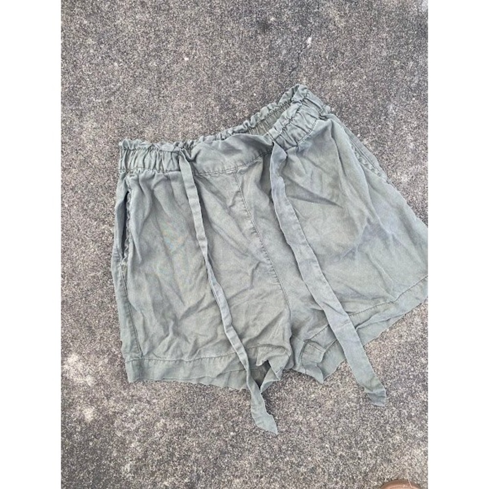 HM Denim Womens High Waist Shorts Olive Green Paperbag Elastic Waist Size 4